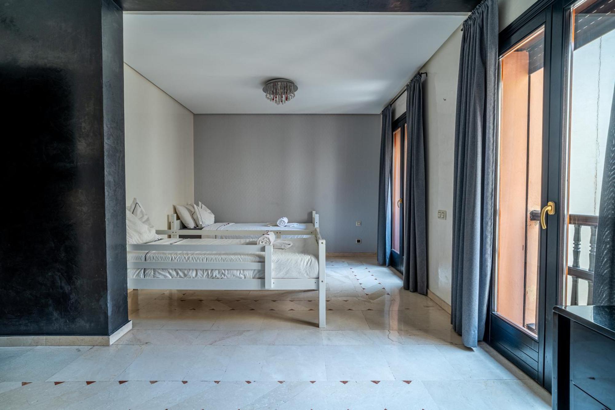 Appartement Haut Standing Gueliz Plaza Marrakesch Exterior foto